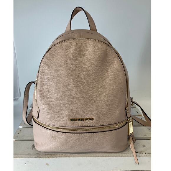 MICHAEL KORS, LARGE LIGHT PINK PEBBLED LEATHER BACKPACK - Picture 1 of 15